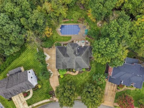 1016 Diane Lane Indiana Township PA 15024