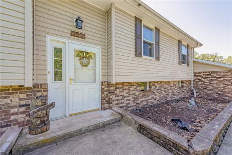 157 Oak Hill Drive Somerset Township PA 15541