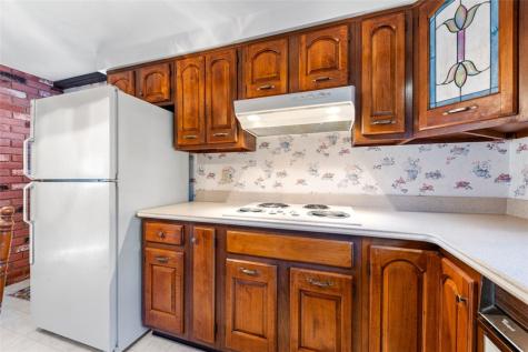 204 Dennis Street Elizabeth Township/boro PA 15037