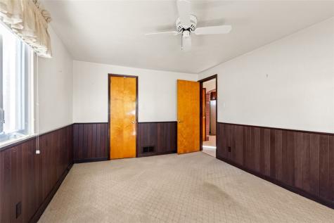 204 Dennis Street Elizabeth Township/boro PA 15037