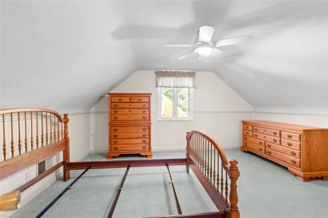 204 Dennis Street Elizabeth Township/boro PA 15037