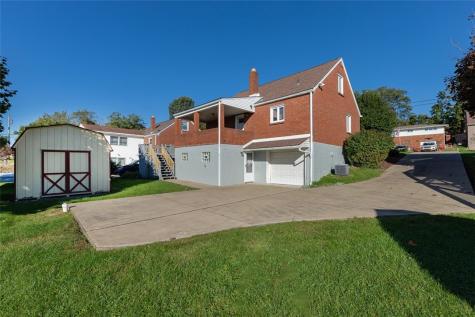 204 Dennis Street Elizabeth Township/boro PA 15037