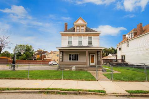 301 Russellwood Avenue Mckees Rocks PA 15136