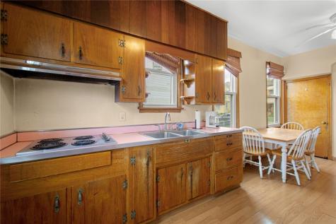 301 Russellwood Avenue Mckees Rocks PA 15136