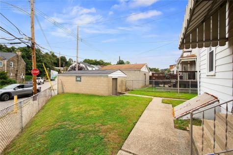 301 Russellwood Avenue Mckees Rocks PA 15136