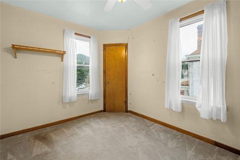 301 Russellwood Avenue Mckees Rocks PA 15136