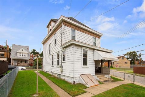 301 Russellwood Avenue Mckees Rocks PA 15136