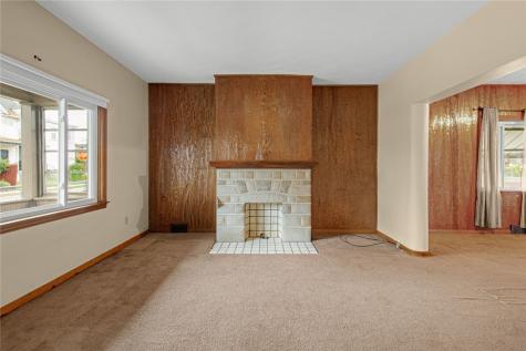 301 Russellwood Avenue Mckees Rocks PA 15136