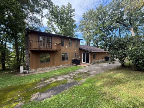 663 Ann Roberts Road Ligonier Township PA 15658