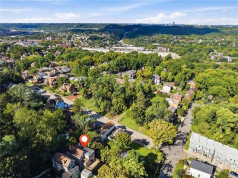 2208 Lehigh Street Swissvale PA 15218
