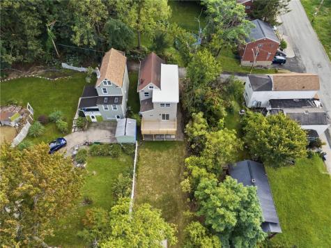 2208 Lehigh Street Swissvale PA 15218