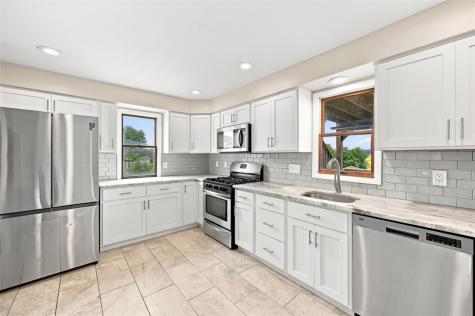 4136 Gladstone Street Greenfield PA 15207