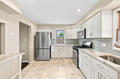 4136 Gladstone Street Greenfield PA 15207