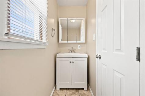 4136 Gladstone Street Greenfield PA 15207