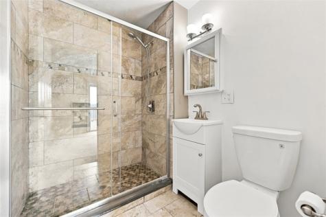 4136 Gladstone Street Greenfield PA 15207