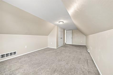 4136 Gladstone Street Greenfield PA 15207