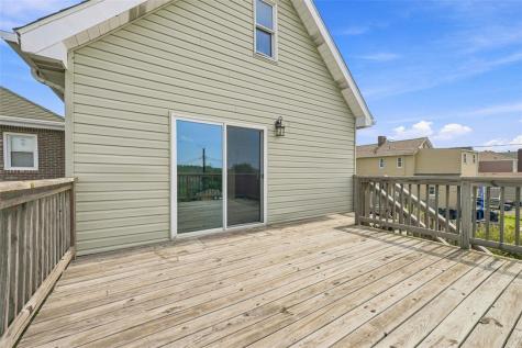 4136 Gladstone Street Greenfield PA 15207
