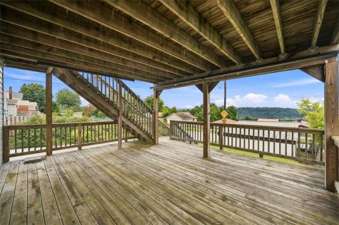 4136 Gladstone Street Greenfield PA 15207
