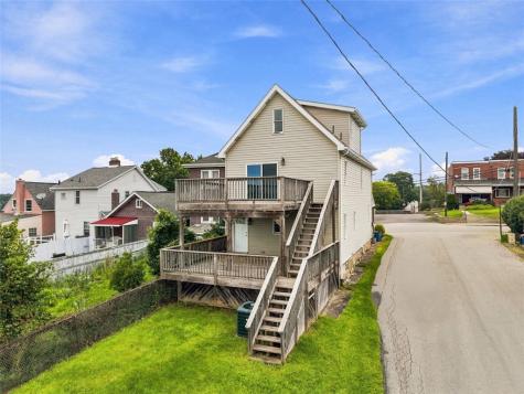 4136 Gladstone Street Greenfield PA 15207