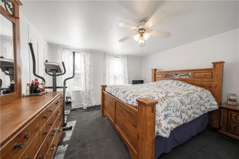 505 7th Avenue Carnegie PA 15106