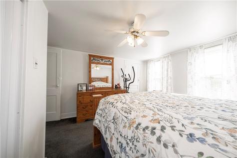 505 7th Avenue Carnegie PA 15106