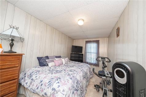 505 7th Avenue Carnegie PA 15106