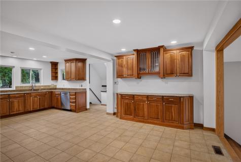 142 Riding Trail Lane Fox Chapel PA 15215