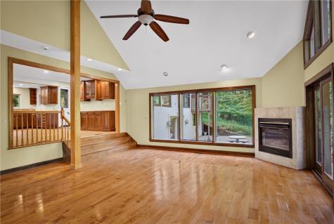 142 Riding Trail Lane Fox Chapel PA 15215