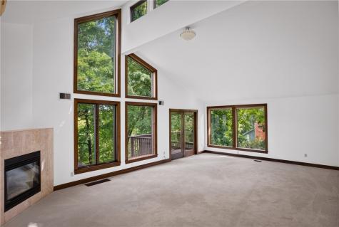 142 Riding Trail Lane Fox Chapel PA 15215