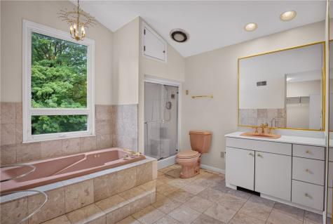 142 Riding Trail Lane Fox Chapel PA 15215