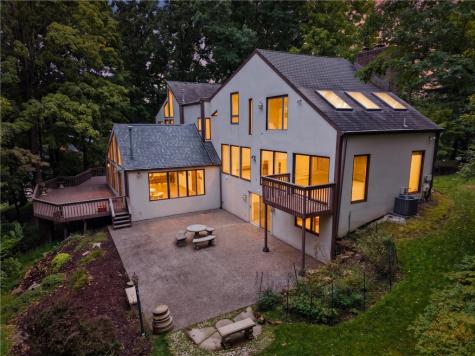 142 Riding Trail Lane Fox Chapel PA 15215