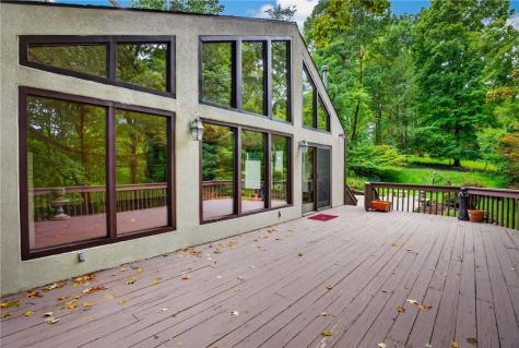 142 Riding Trail Lane Fox Chapel PA 15215