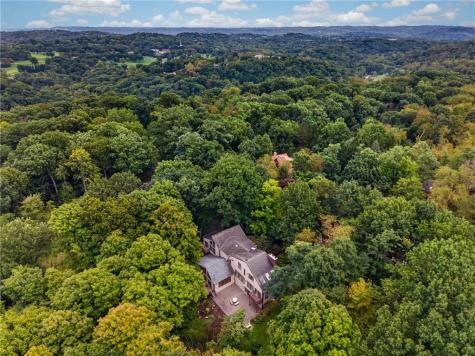 142 Riding Trail Lane Fox Chapel PA 15215