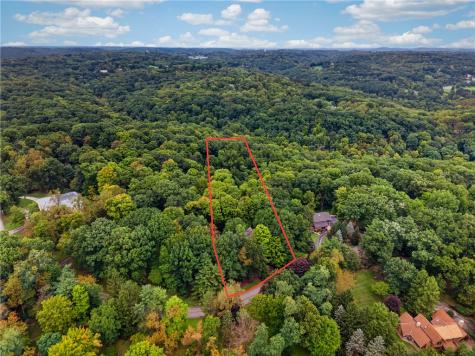 142 Riding Trail Lane Fox Chapel PA 15215