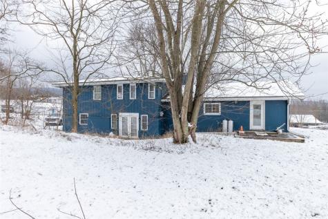 722 Connellsville Avenue Bullskin Township PA 15425