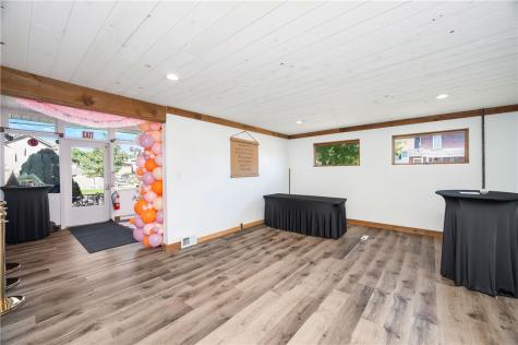 228 N Washington Street City Of But Nw PA 16001