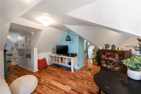 228 N Washington Street City Of But Nw PA 16001