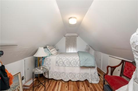 228 N Washington Street City Of But Nw PA 16001
