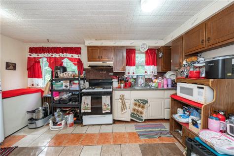 313 Spaulding Street Aliquippa PA 15001
