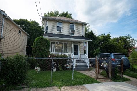 313 Spaulding Street Aliquippa PA 15001