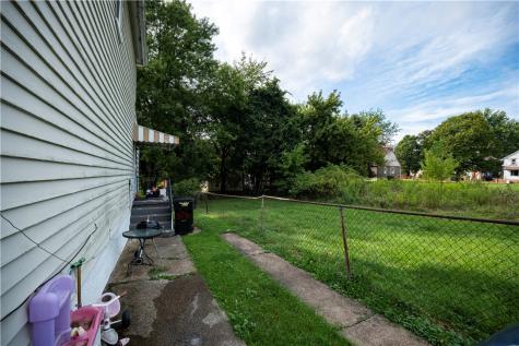 313 Spaulding Street Aliquippa PA 15001
