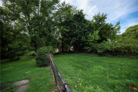 313 Spaulding Street Aliquippa PA 15001