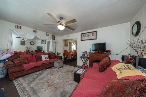 313 Spaulding Street Aliquippa PA 15001