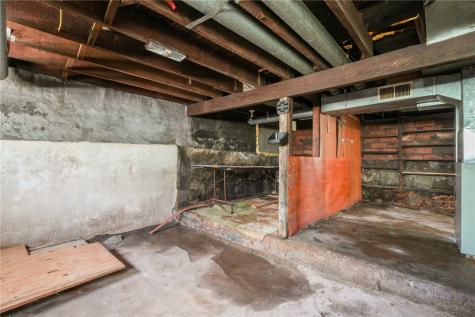 7 Locust Street East Bethlehem PA 15322