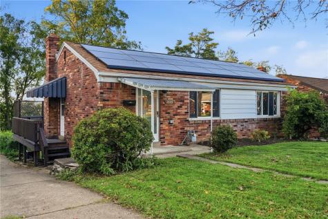 1522 Blossom Hill Road Castle Shannon PA 15234