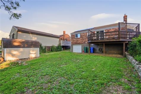 1522 Blossom Hill Road Castle Shannon PA 15234