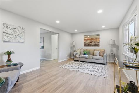 1522 Blossom Hill Road Castle Shannon PA 15234