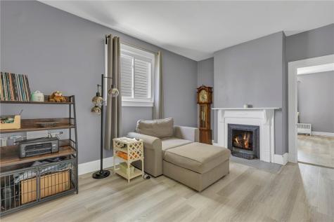157 Wood Street Etna PA 15223