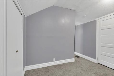 157 Wood Street Etna PA 15223