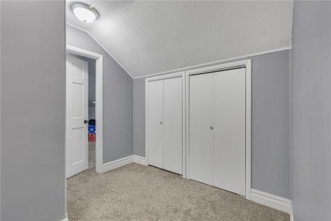 157 Wood Street Etna PA 15223